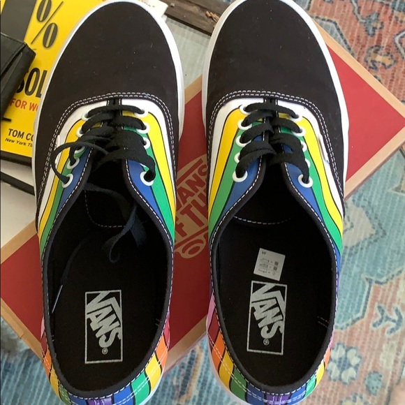 VANS Authentic Size 11.5 Refract Color way - Picture 3 of 6